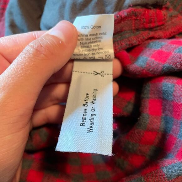 Madewell red plaid button down shirt with pockets! - Picture 6 of 14